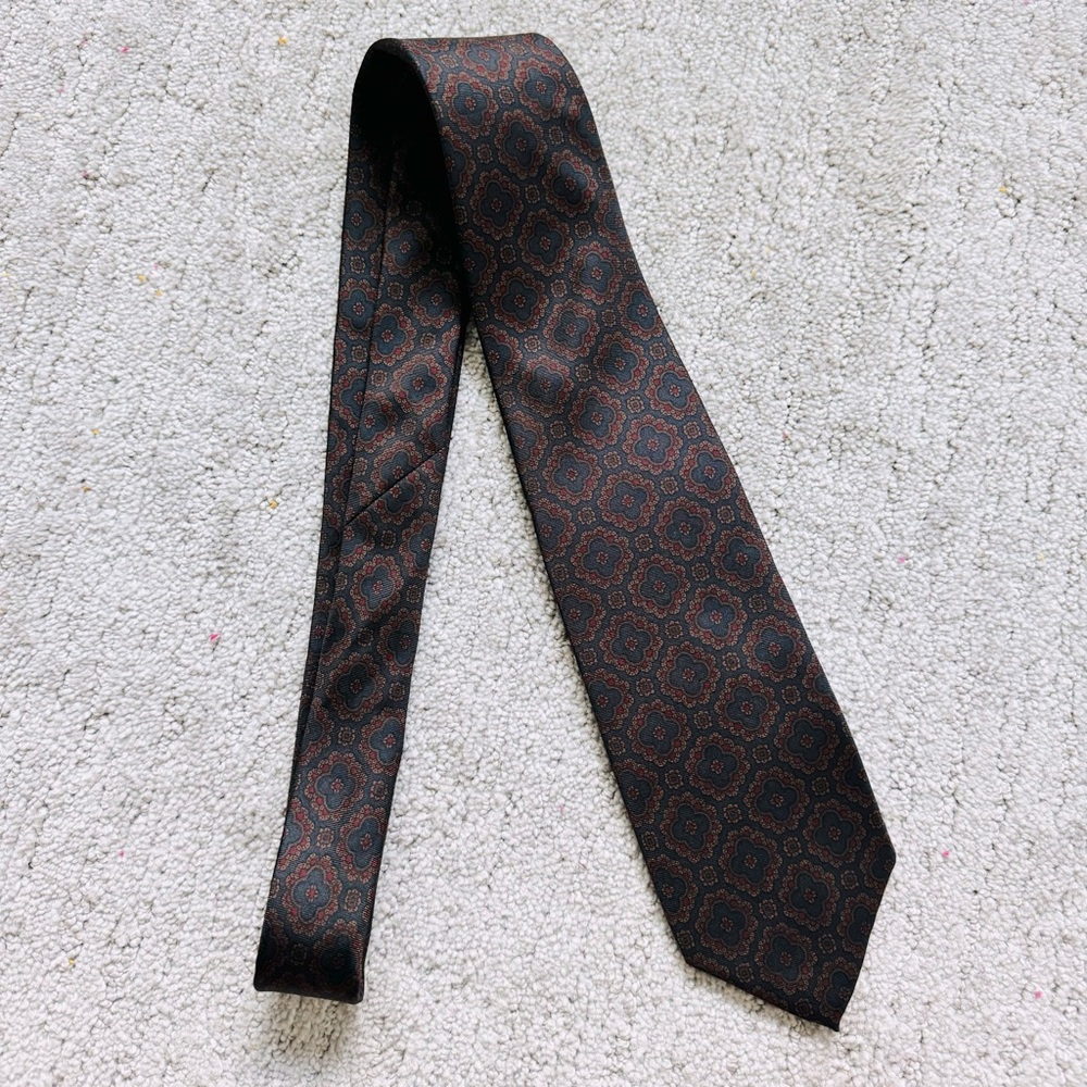 2/$20 Vintage 70s Brown Silk Leopold Price & Rolle Houston Tie